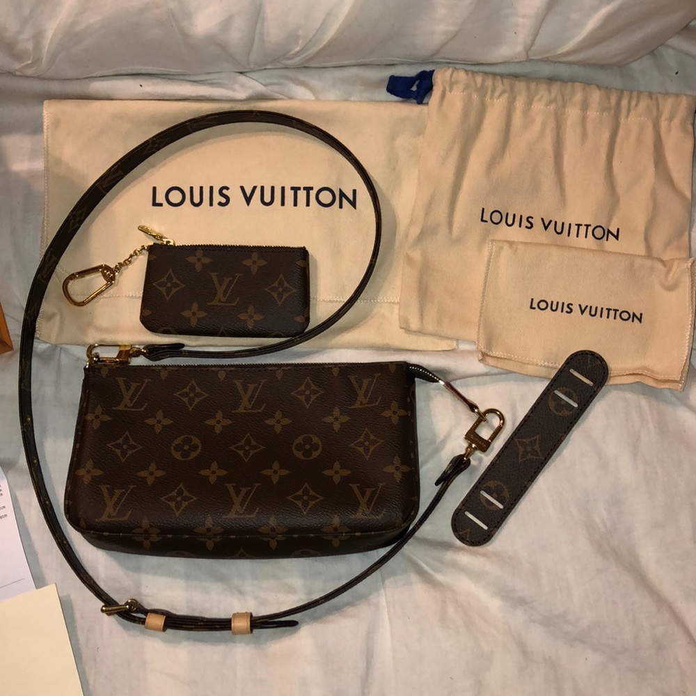 AUTHENTIC Louis Vuitton-Purse, Strap & Coin Purse